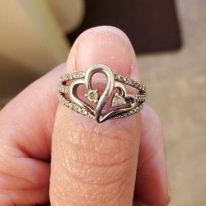 Heart sterling silver ring. Size 7